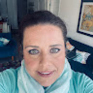 Meet your Posher, Carisa